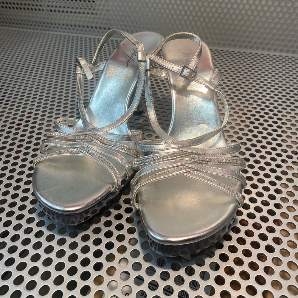 Jacqueline Ferrar Silver Clear Sparkle Heels Size 10